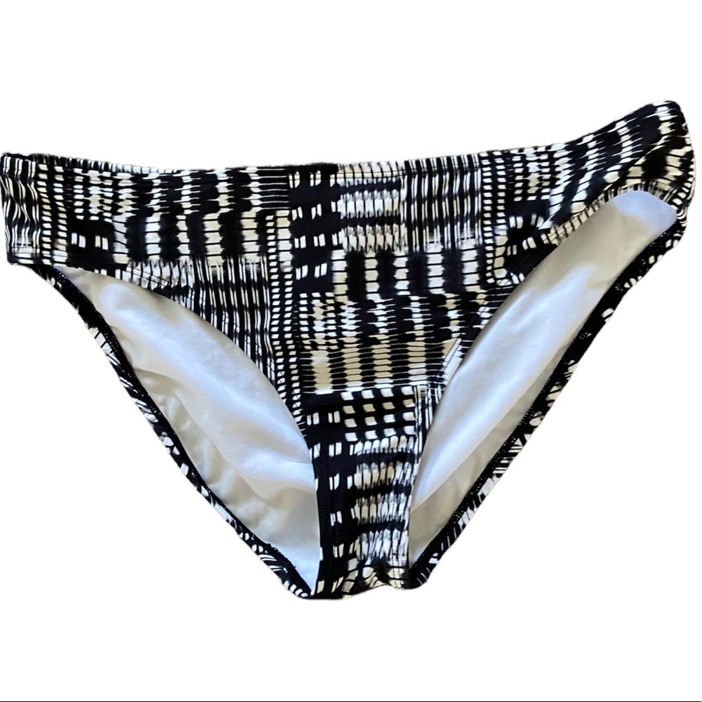 Kenneth Cole swim bottoms size L black/white